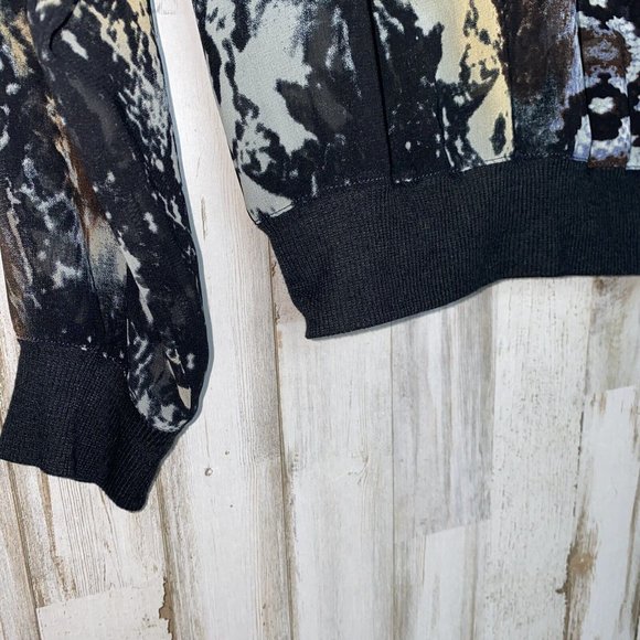 CAbi #572 Dressed Up Sweatshirt Python - Picture 9 of 14